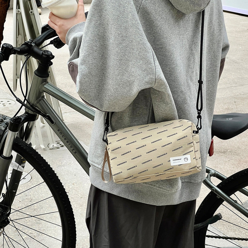 Cube Bag in Rock Sand – on-body shot 01